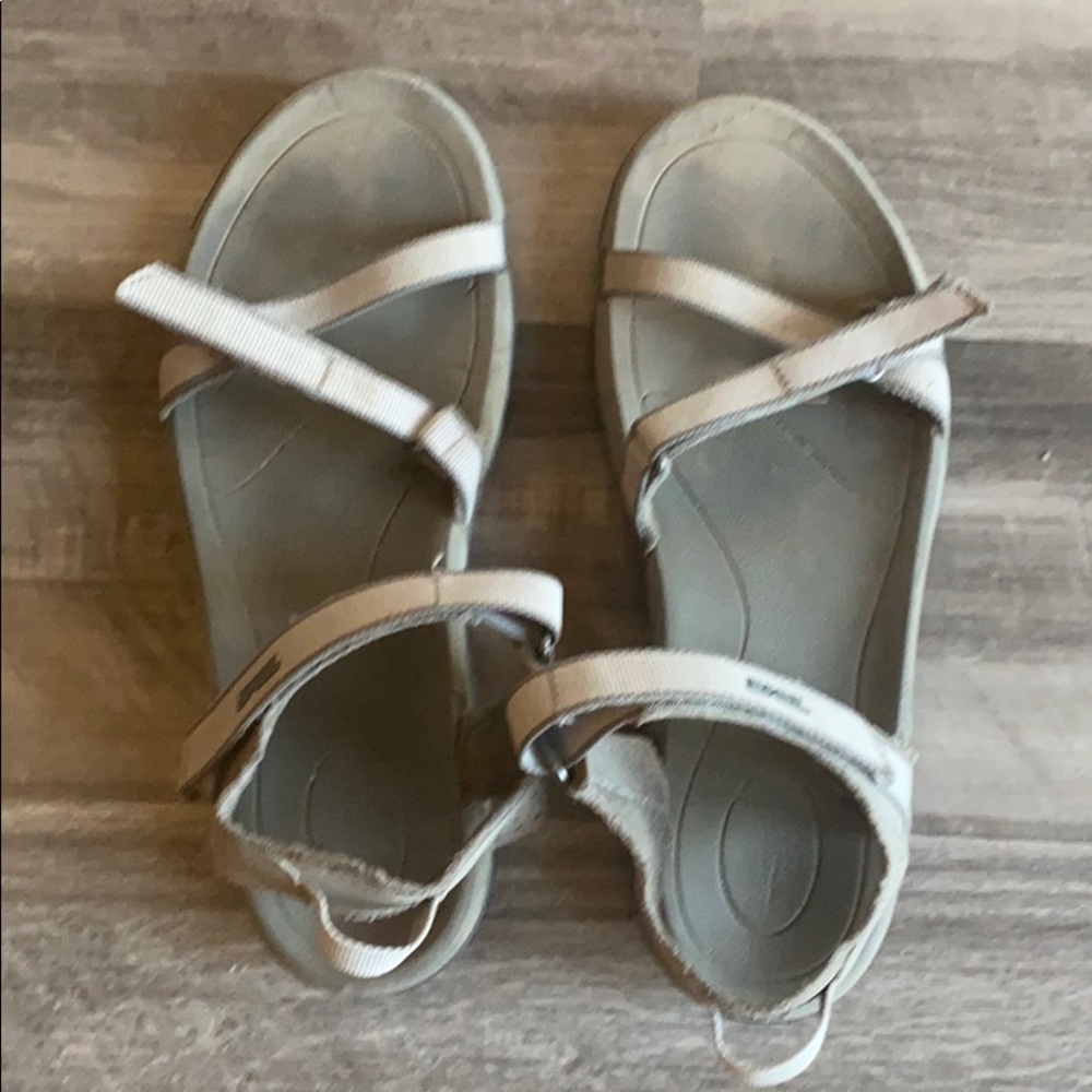 Women’s Teva Sandals